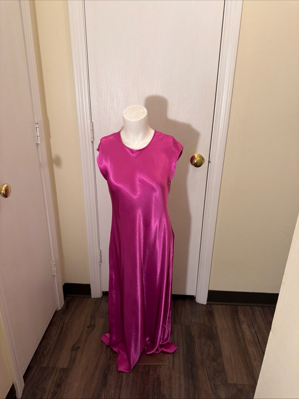 Banana Republic Size M Bias-Cut Satin Midi Dress Magenta Orchid Pink